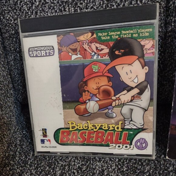 A Bundle of 3 Computer Games - Picture 2 of 6